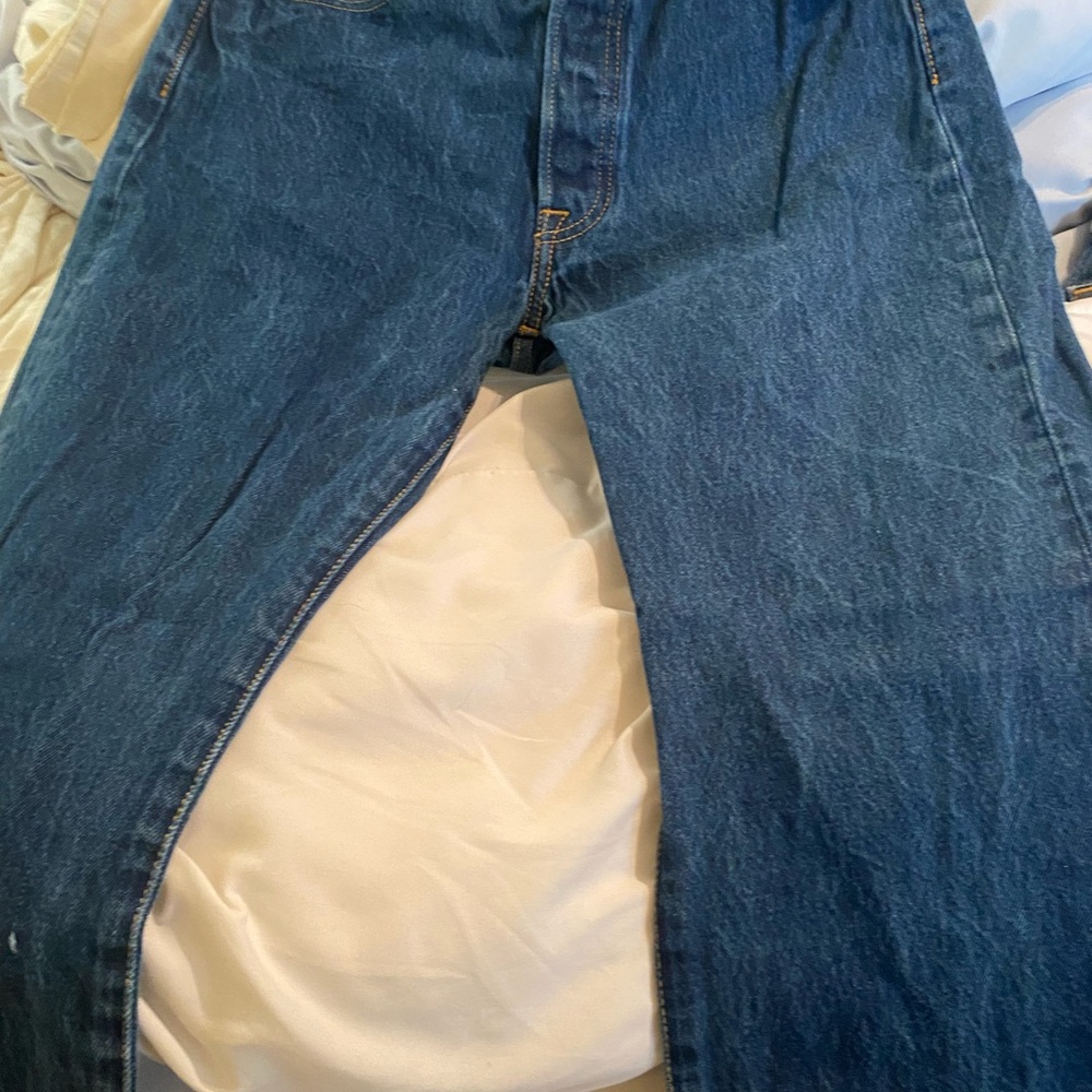 Levi's Dark Blue Straight-Leg Jeans with Tan Patch - Picture 3 of 3